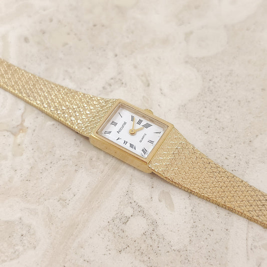 Accurist Vintage Saat