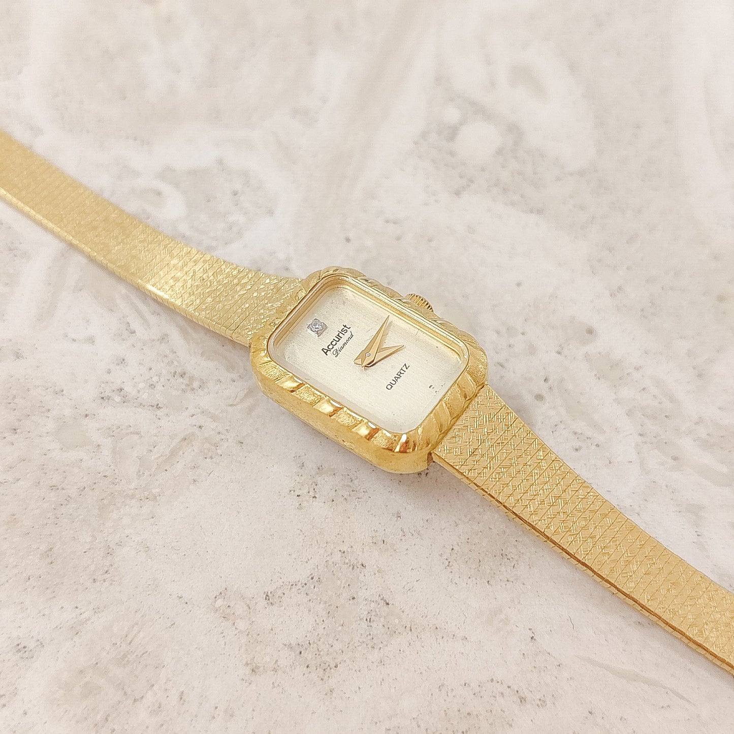 Accurist Diamond Vintage Saat